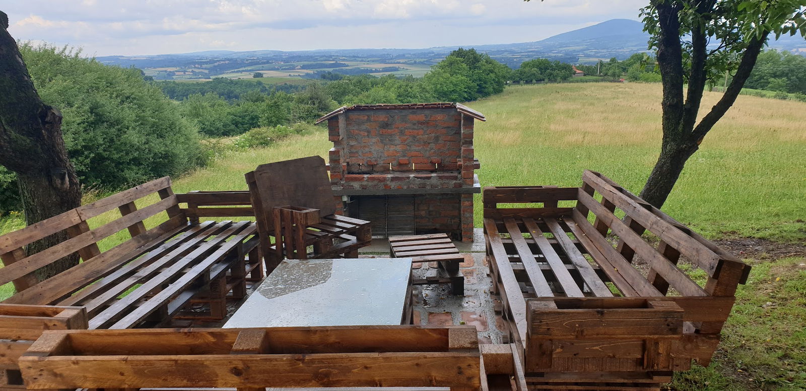 Oaza NiŽ letnjikovac sa panoramom