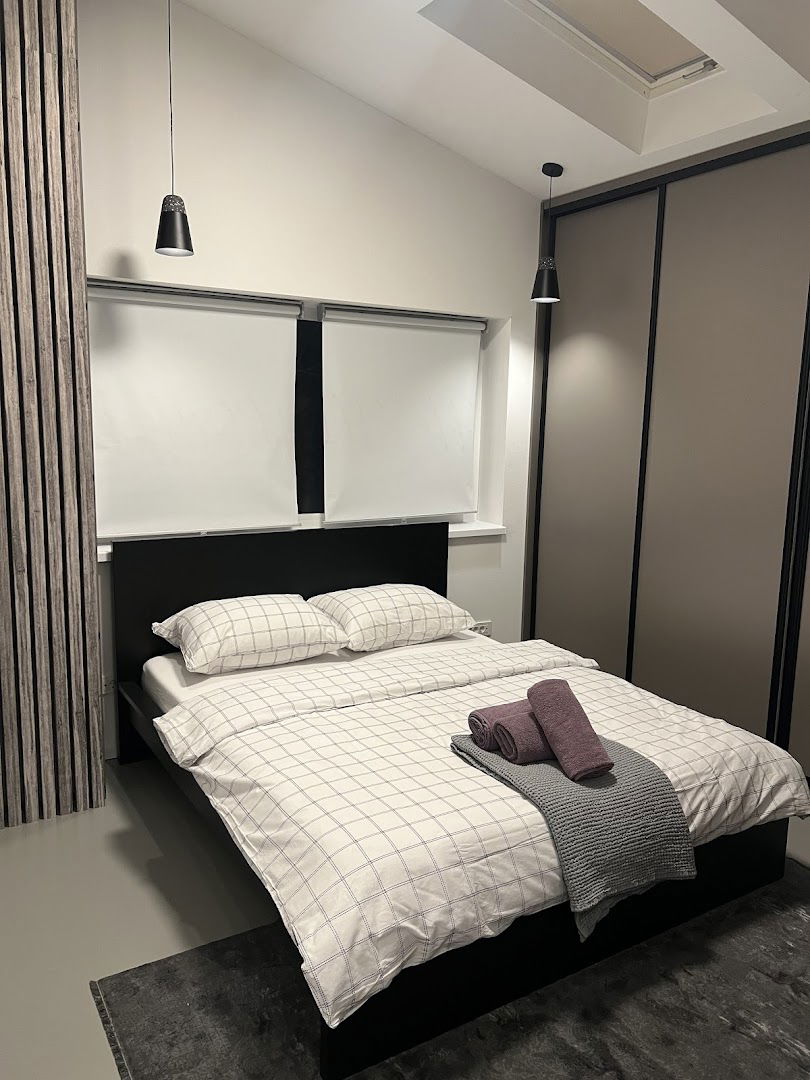 Oasis Airport apartments & rooms