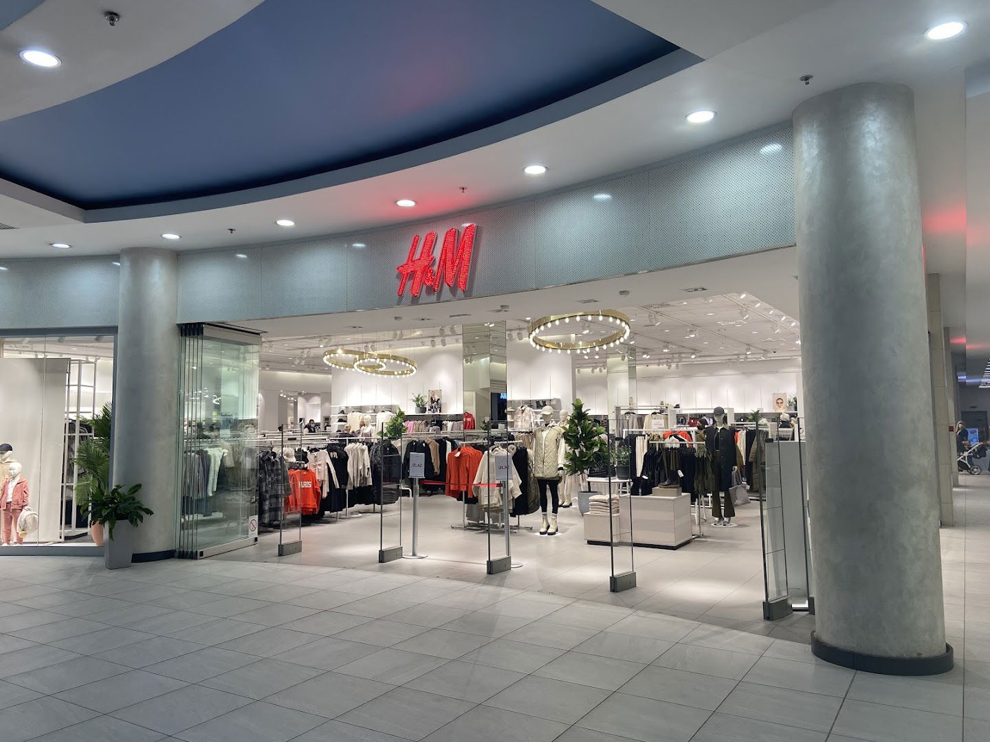 H&M