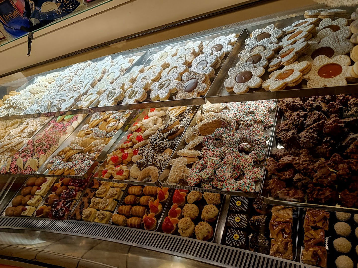 "Ghirigori" Bar Gelateria Pasticceria di Betto Sara sas