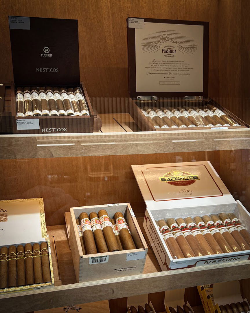 CIGAR SHOP Eurasia