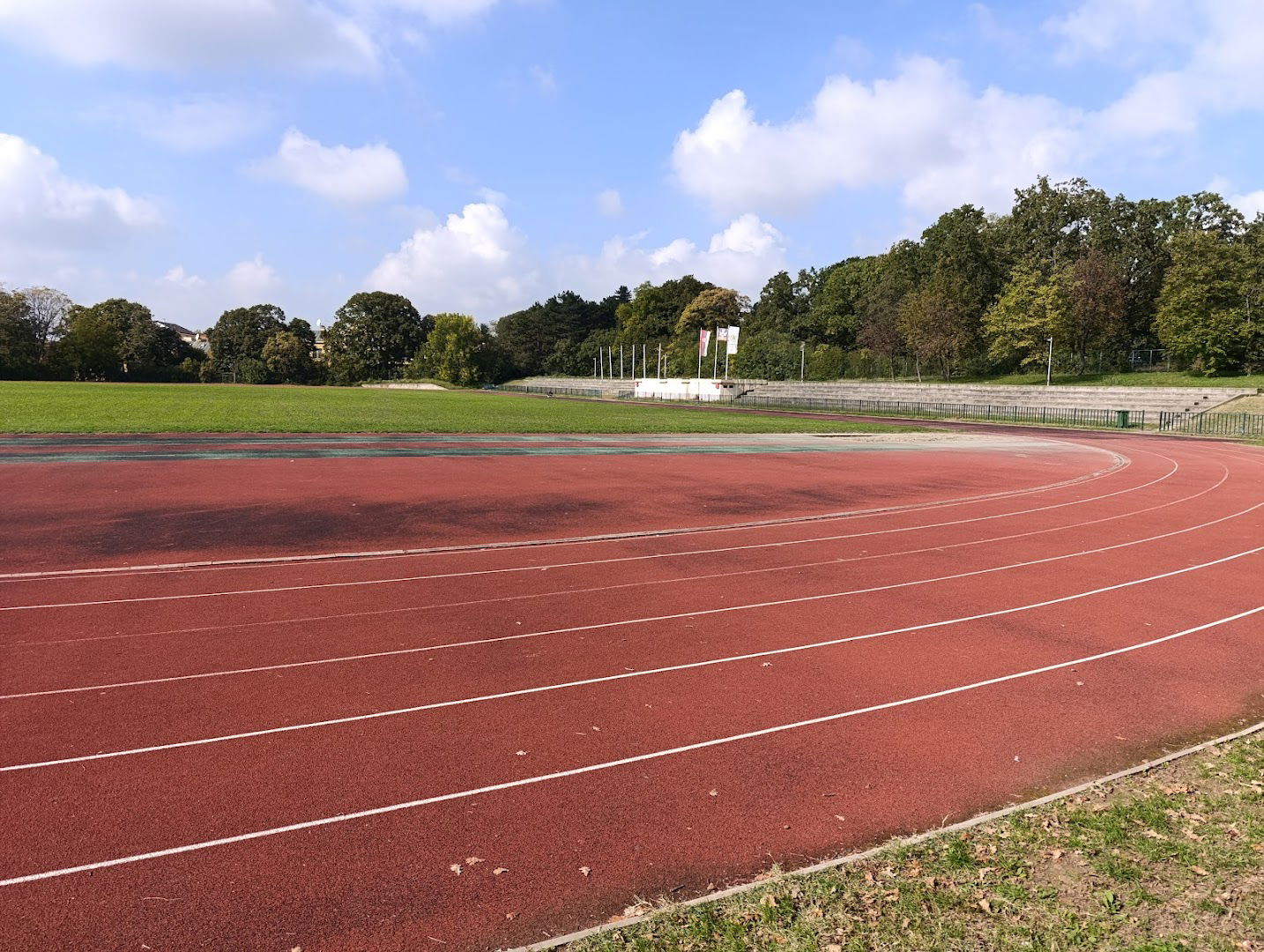 Atletski Stadion Košutnjak
