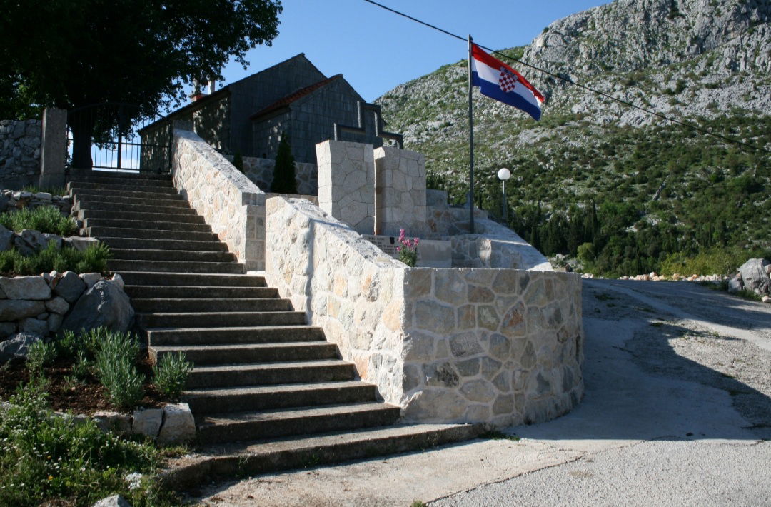 Monument to fallen veterans