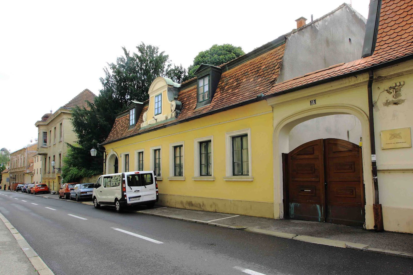 Institute of Archeology