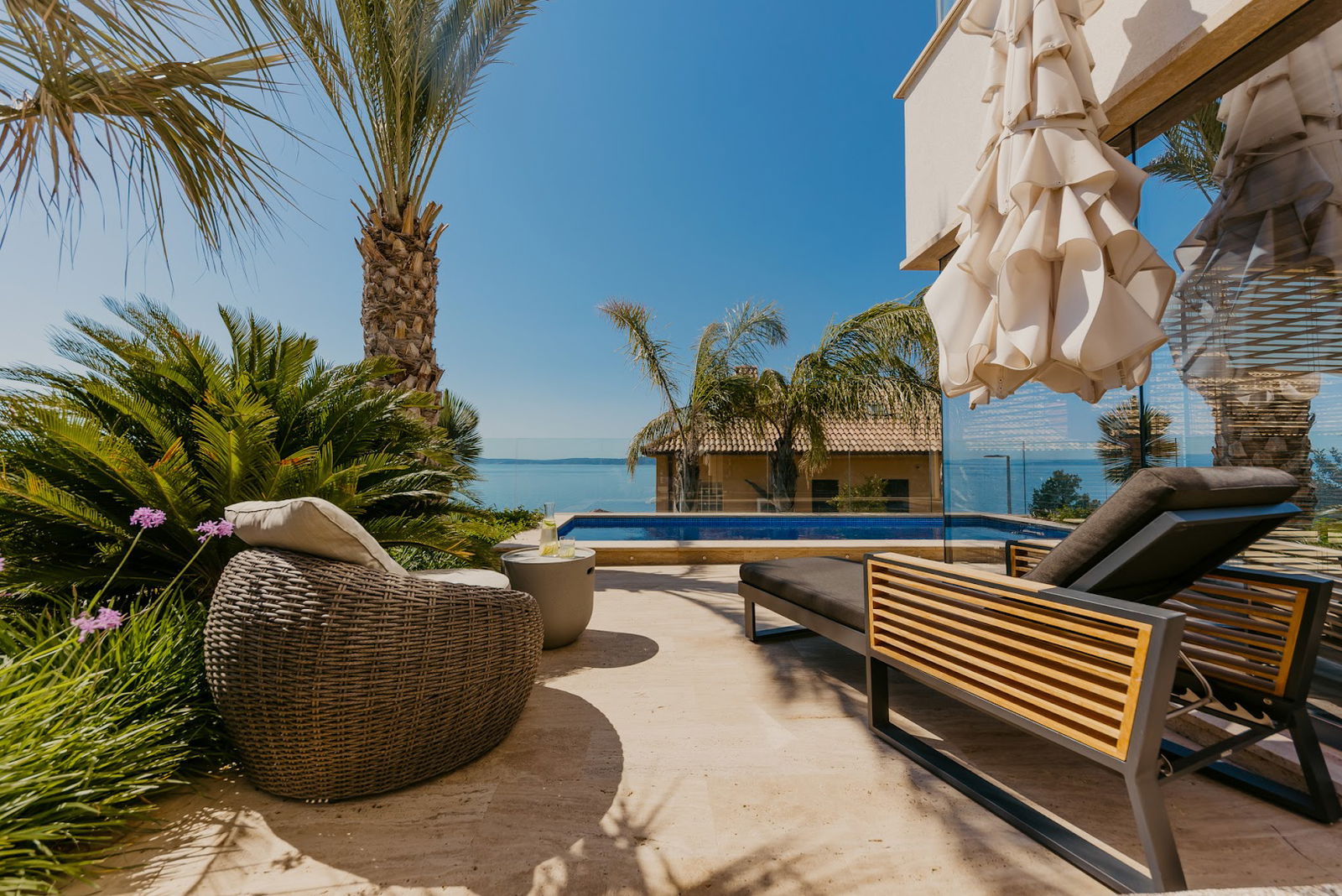 Villa Bloomhill Escape