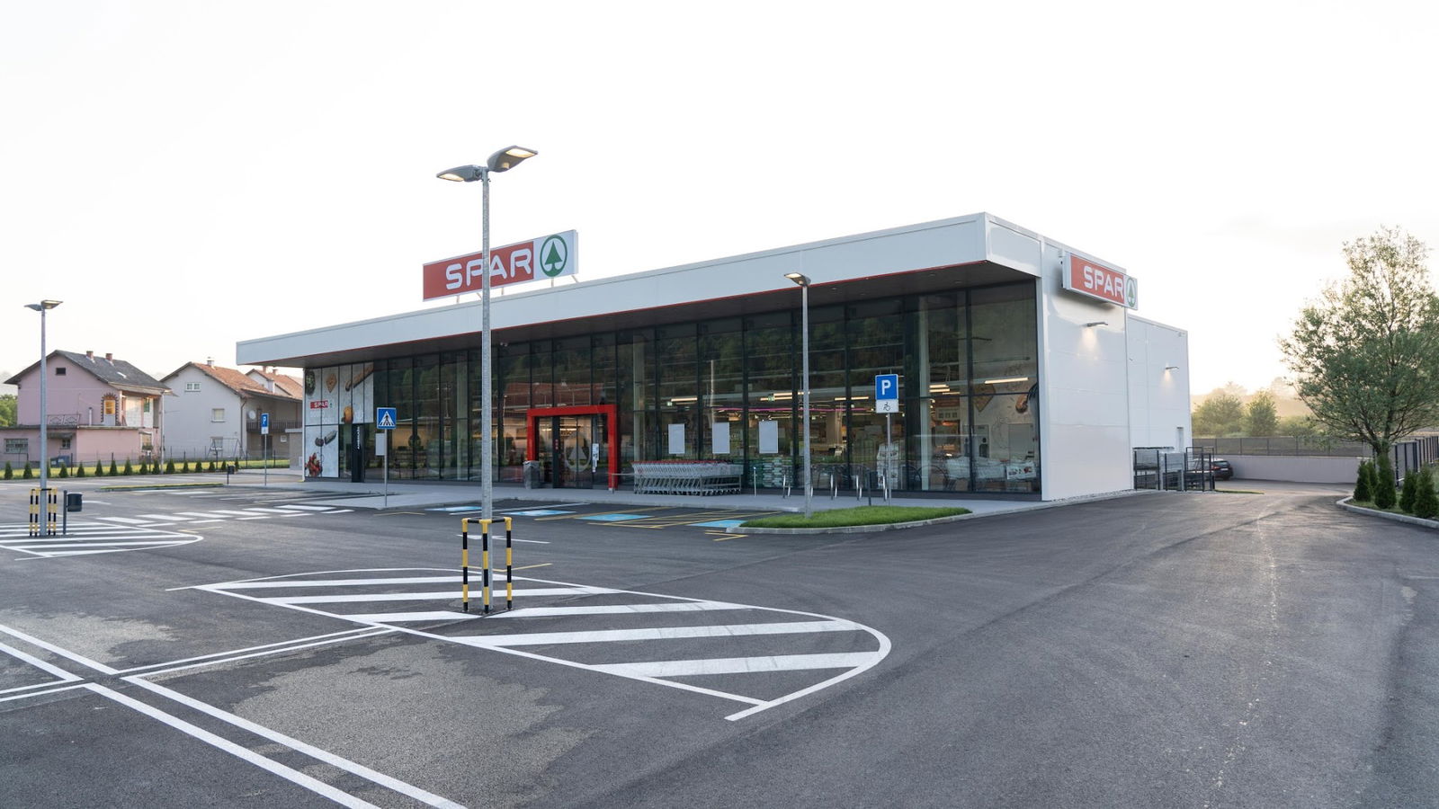 SPAR supermarket Donja Stubica