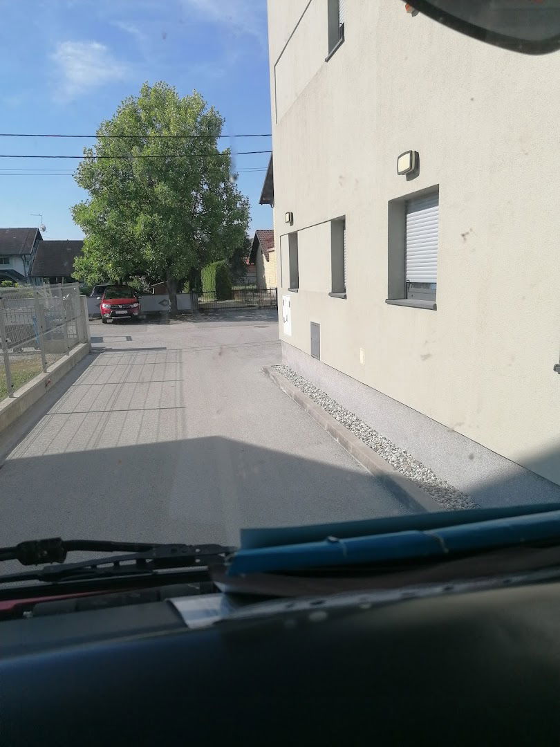 Lush Manufaktura d.o.o