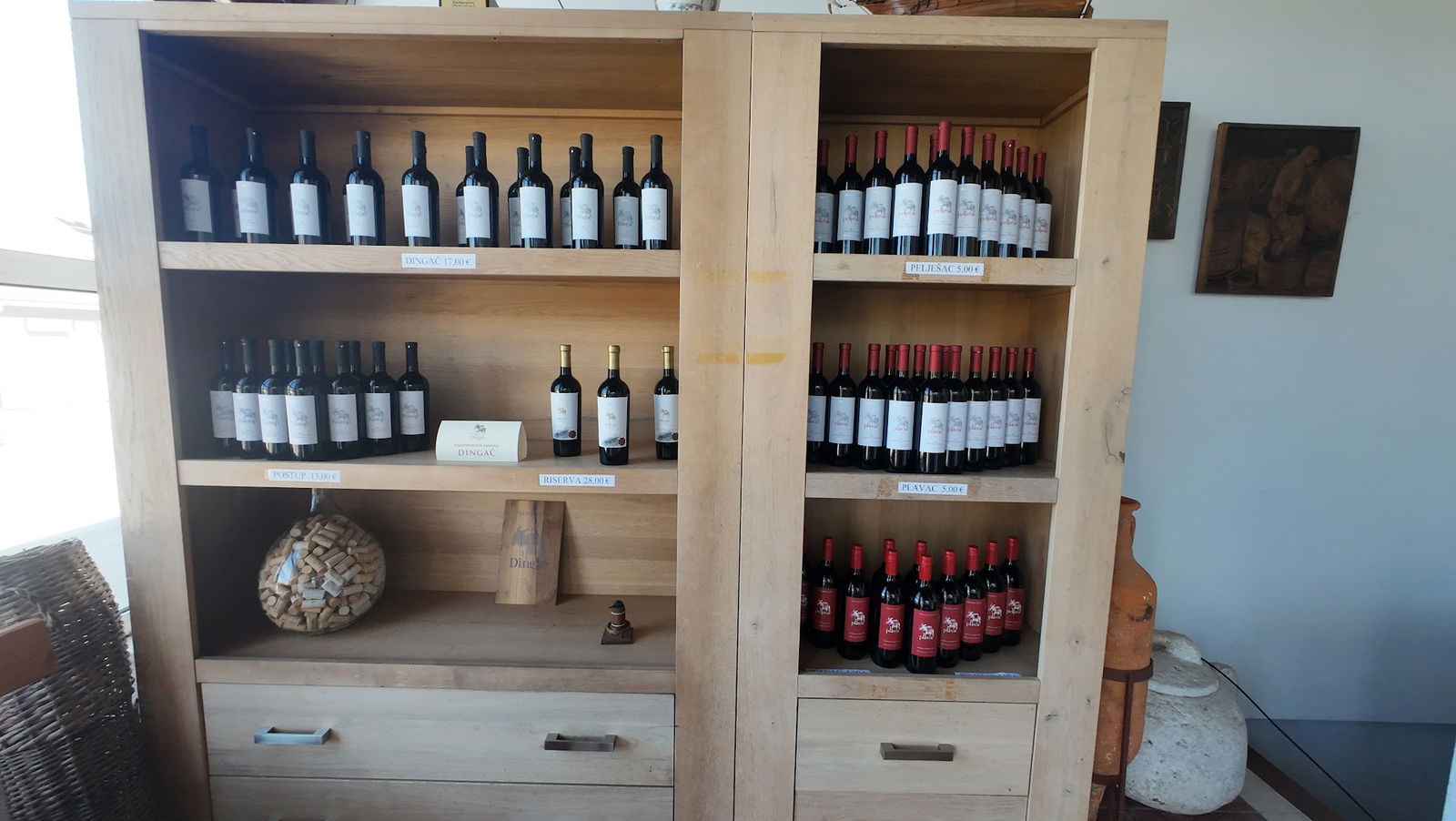 POLJOPRIVREDNA ZADRUGA I VINARIJA DINGAČ