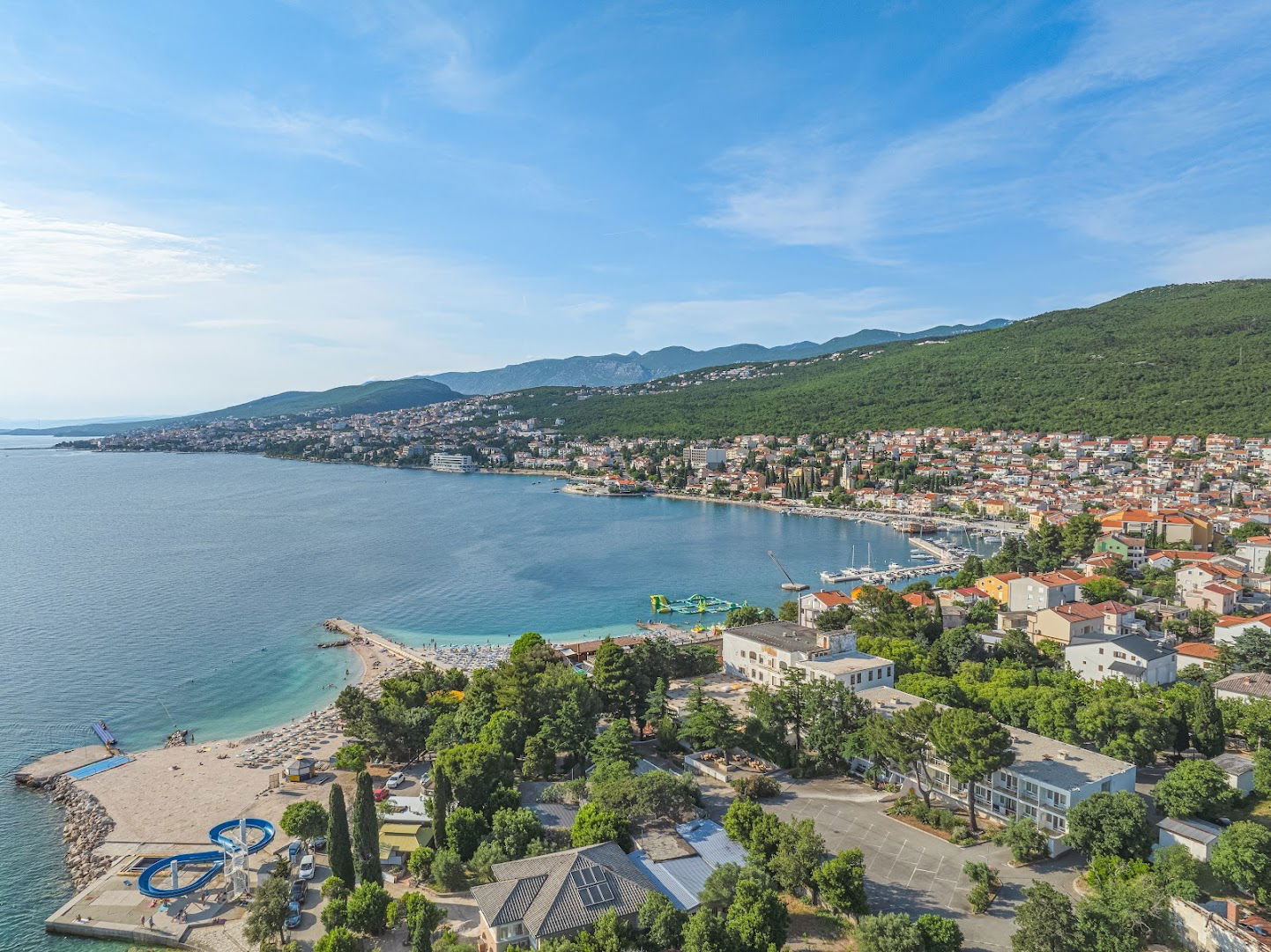 Hotel / pavilions Slaven