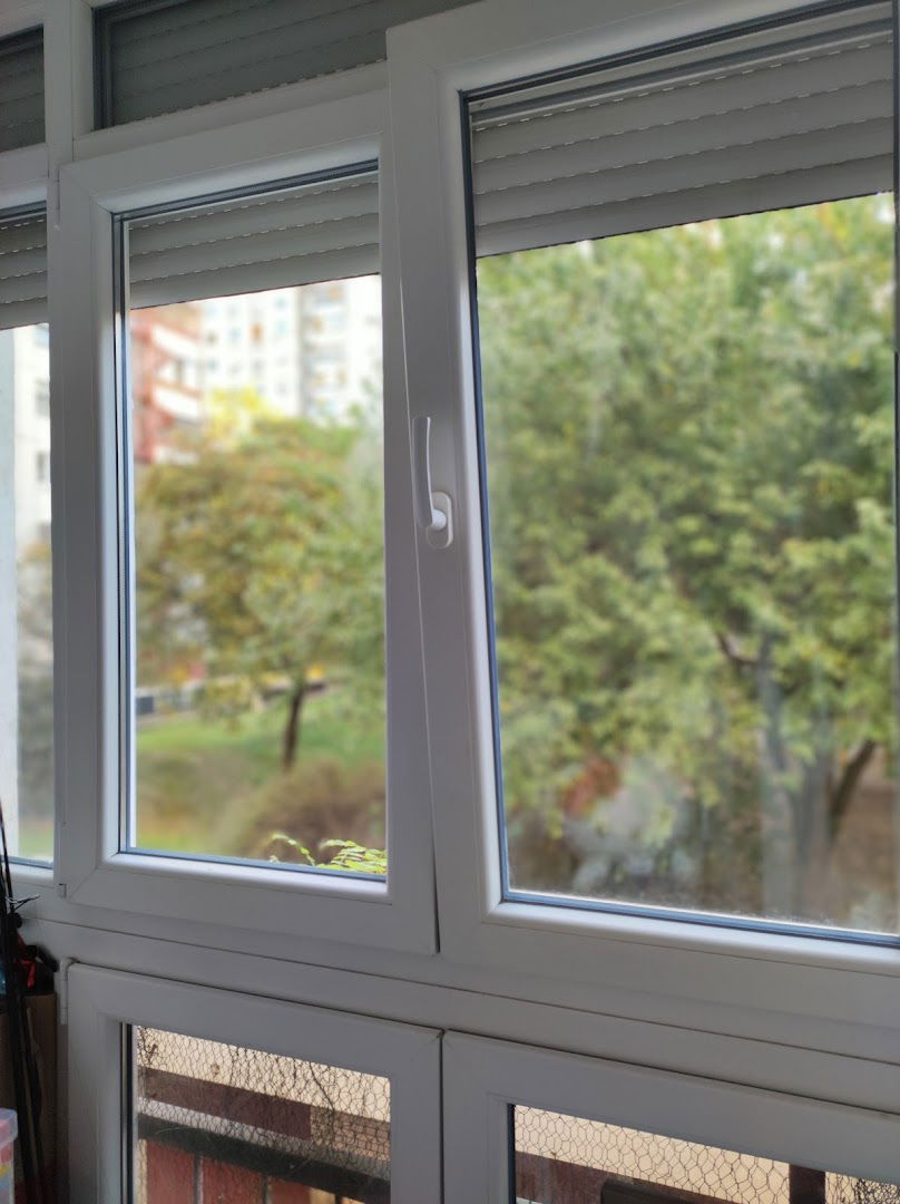 STAKLOREZAČKA RADNJA SB GLASS