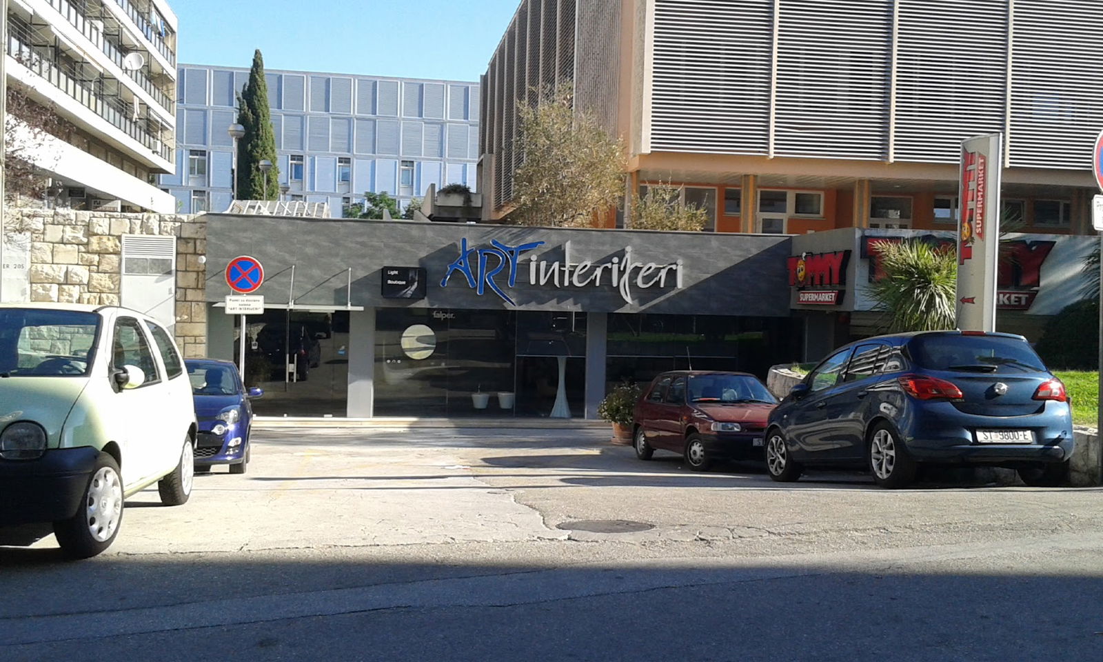 ART INTERIORS - KITCHEN 2000 Ltd.