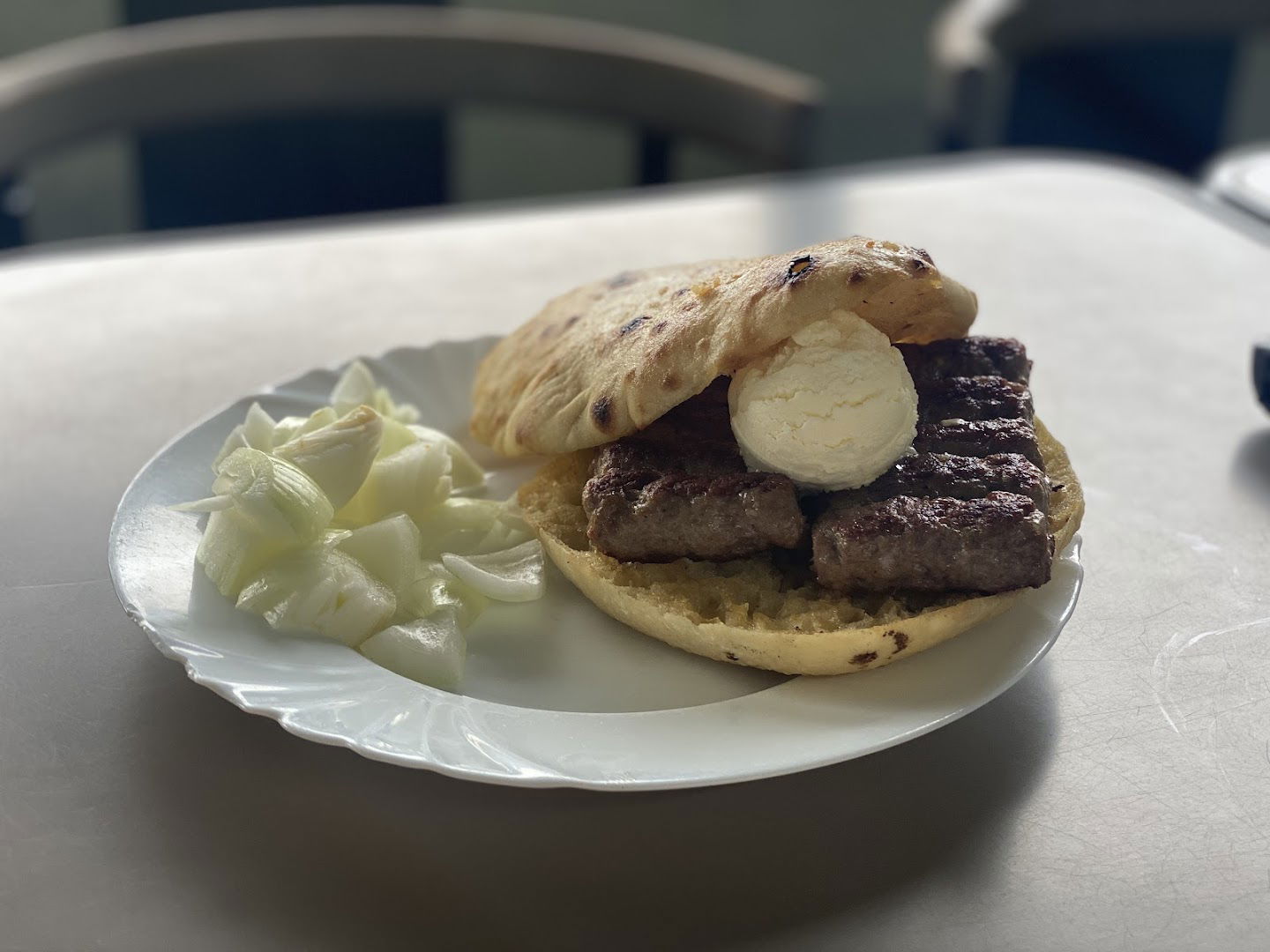 Pečenjarnica "Autobusni"