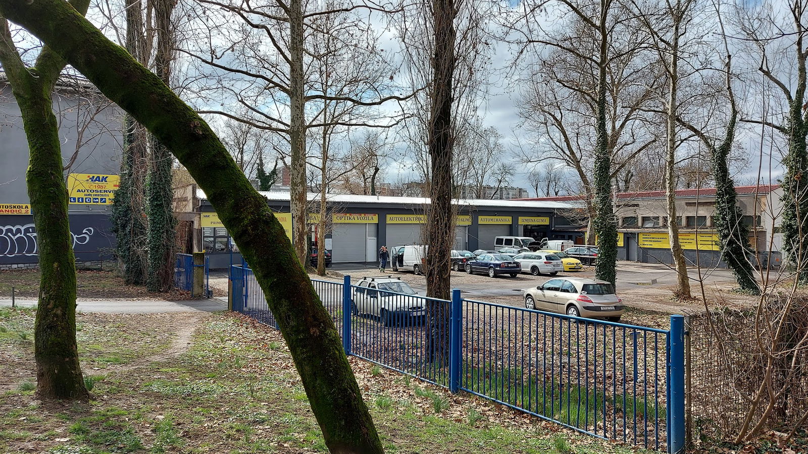 Car service "University"