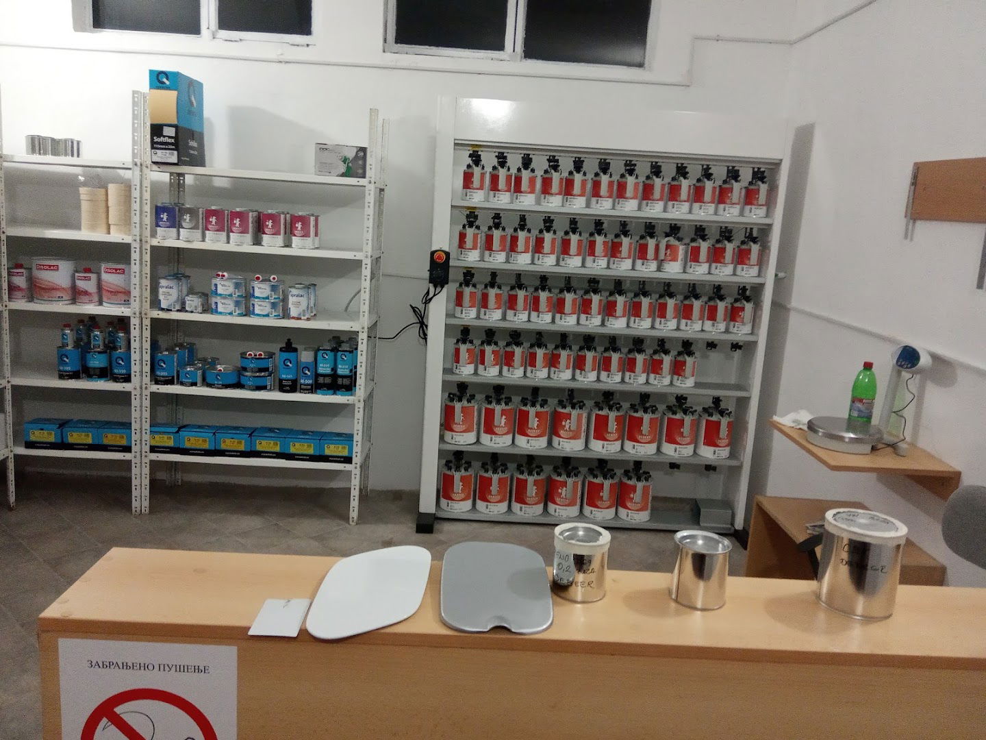 Šlep služba WRC - Šlep služba, auto boje i lakovi DeBeer