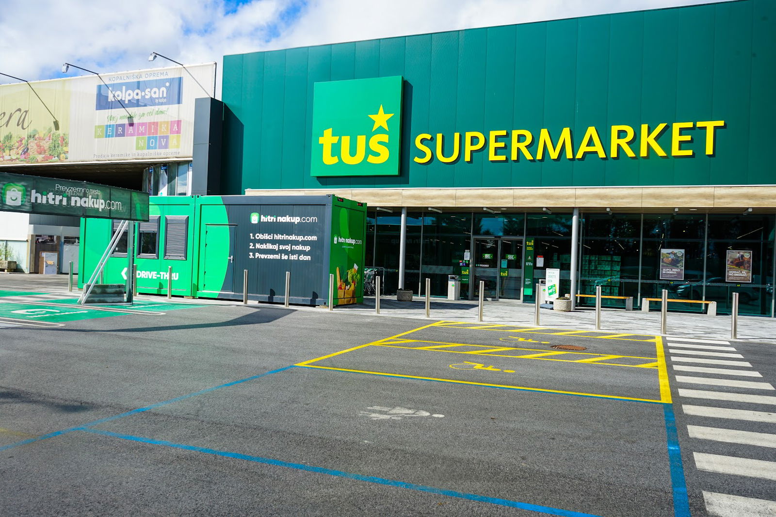 Tuš supermarket Maribor Jadranska