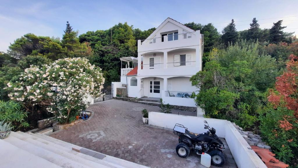 Bellavista Apartment