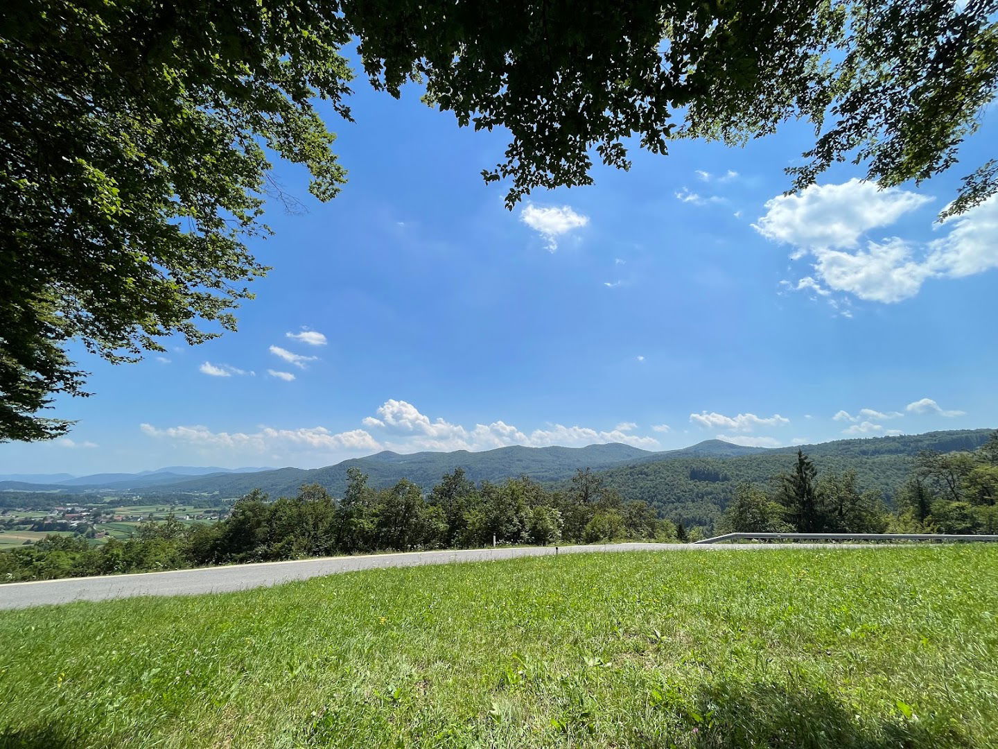 Suha krajina viewpoint