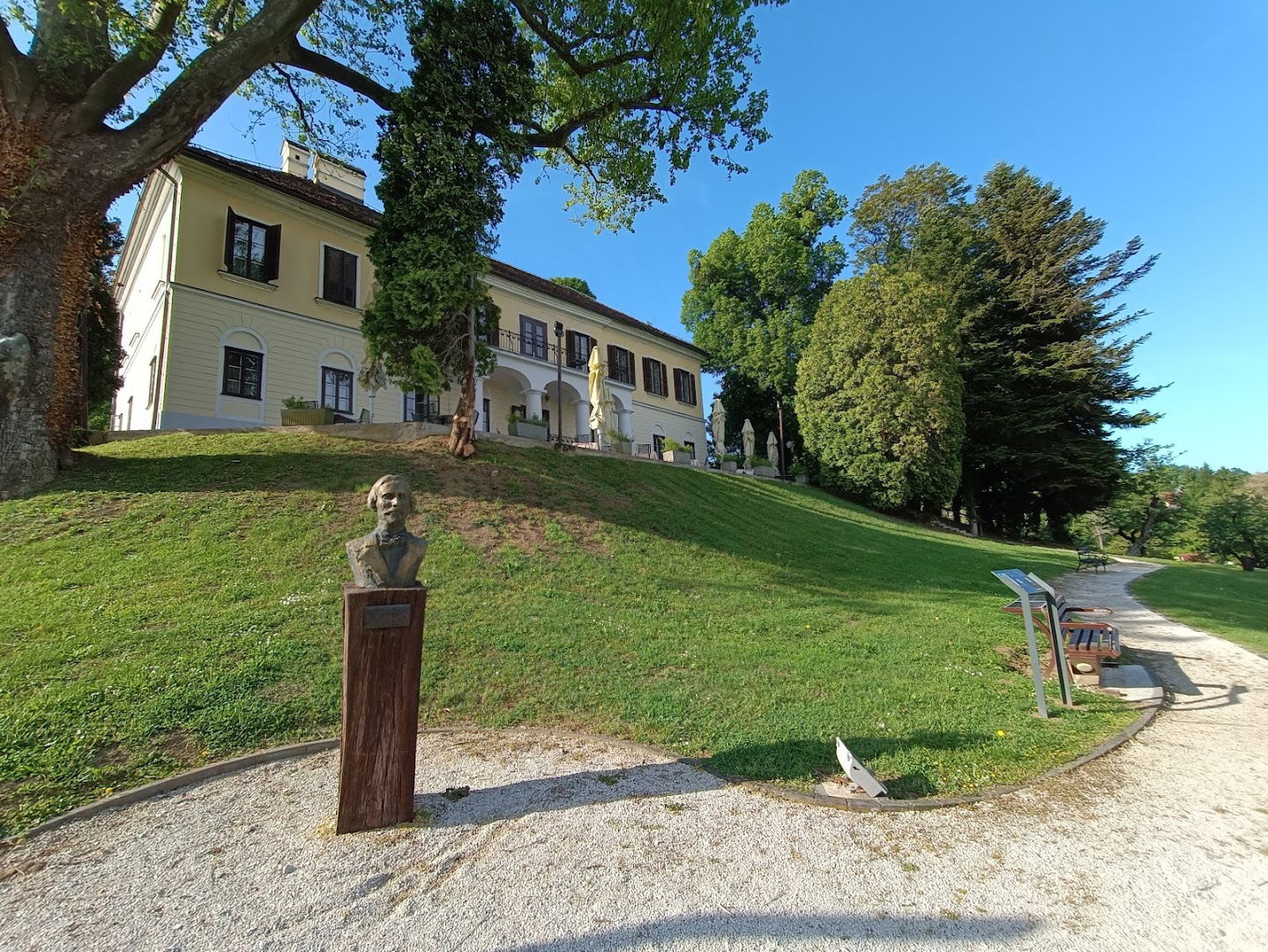 Zagorske Priče: Interpretacijska Tabla Antun Mihanović