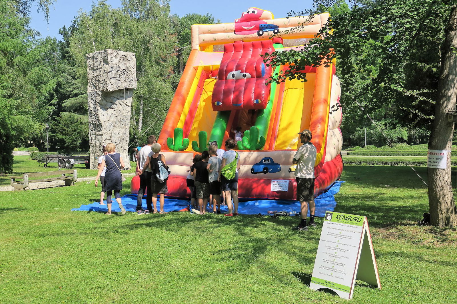 Družinski festival "MAČJE MESTO"