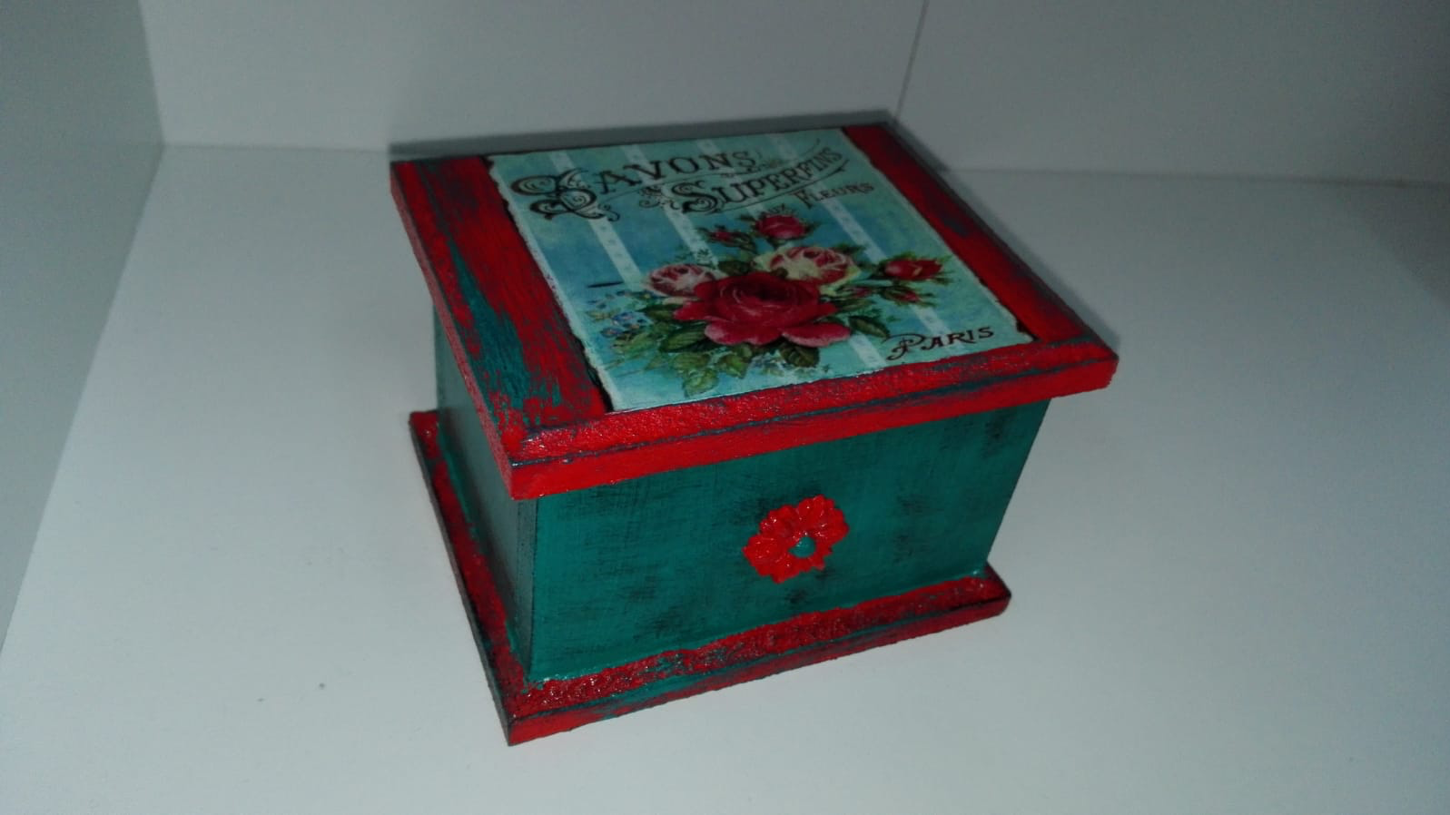 NAREZIVANJE KLJUCEVA, IZRADA PECATA, LASERSKA GRAVURA PANTOGRAF