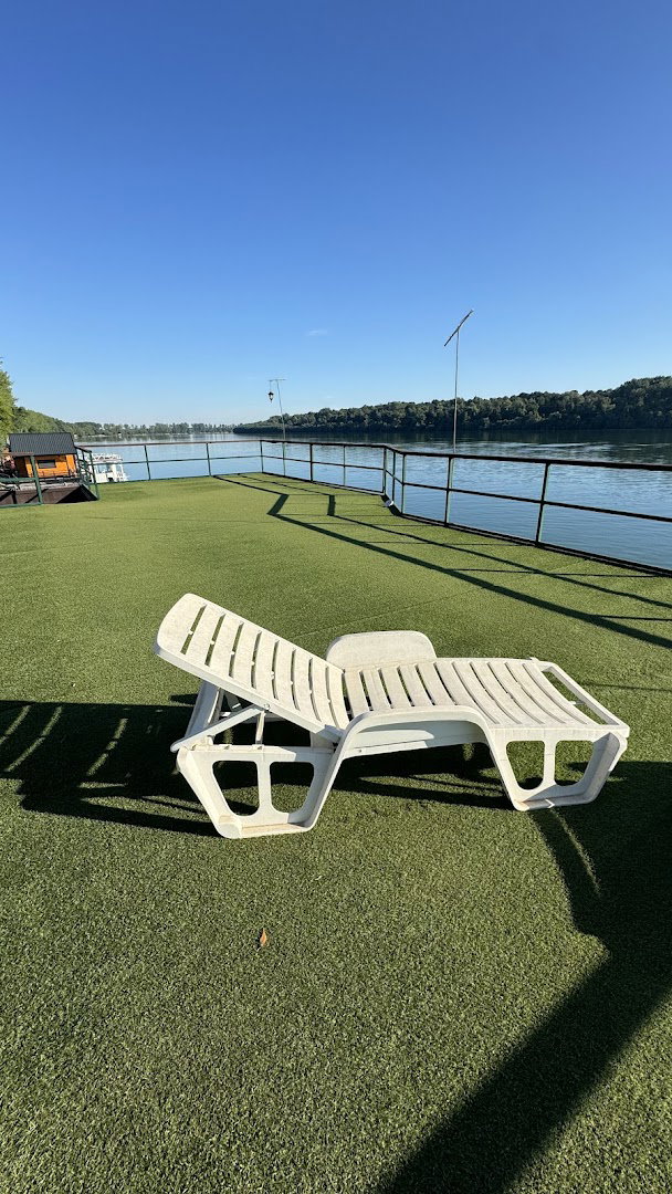 Atlantida Splav na Dan