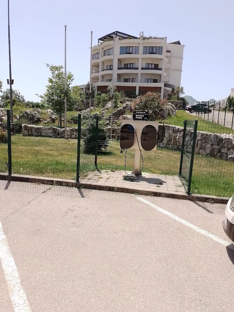 Porsche Destination Charging Station