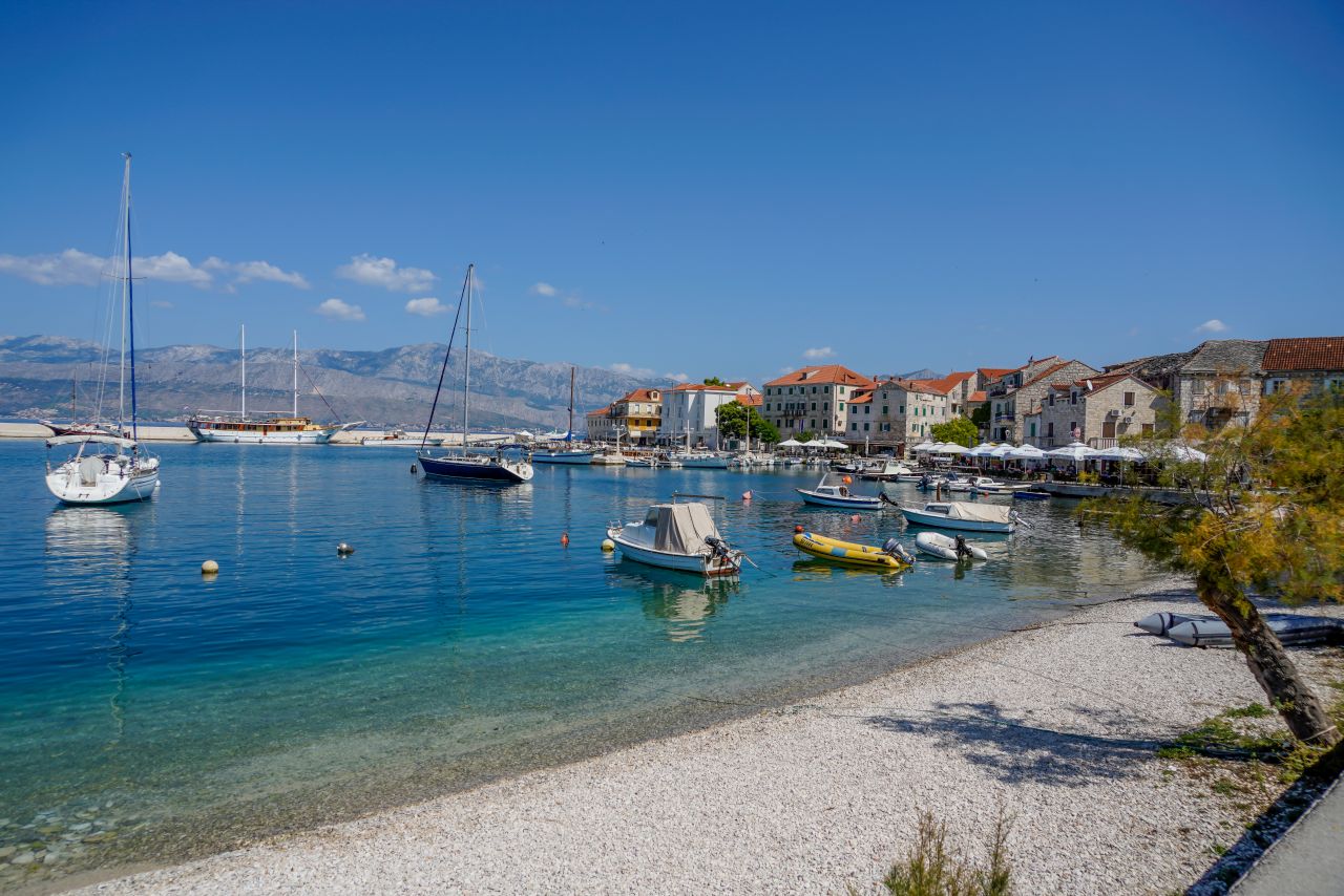 Apartment Put Rota 48