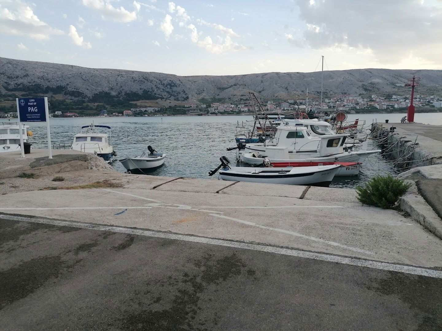 Seaport Pag 1