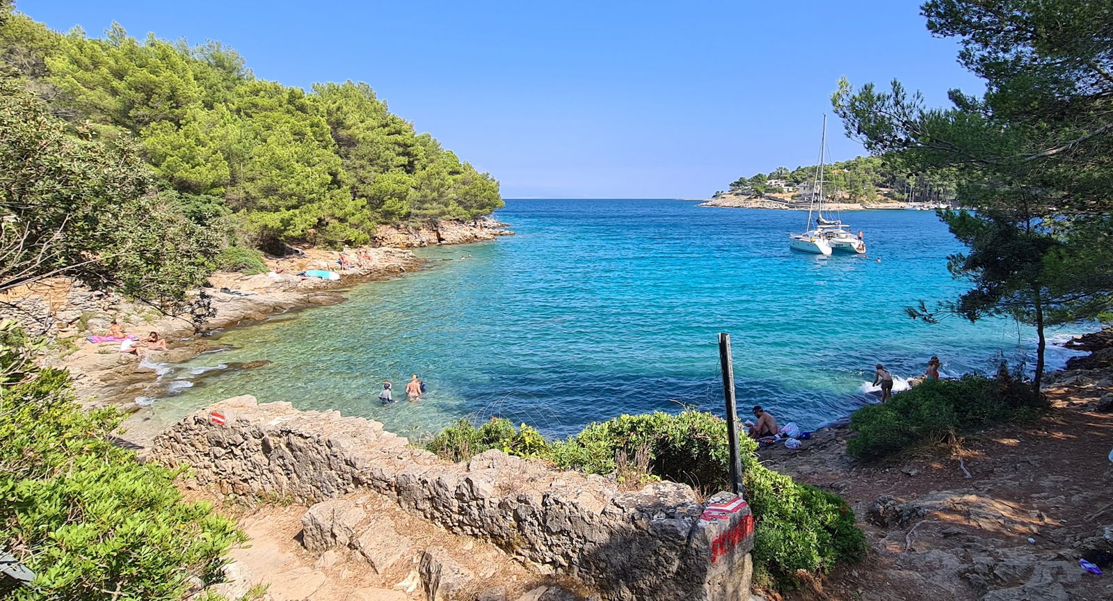 Plaža Male Valdarke