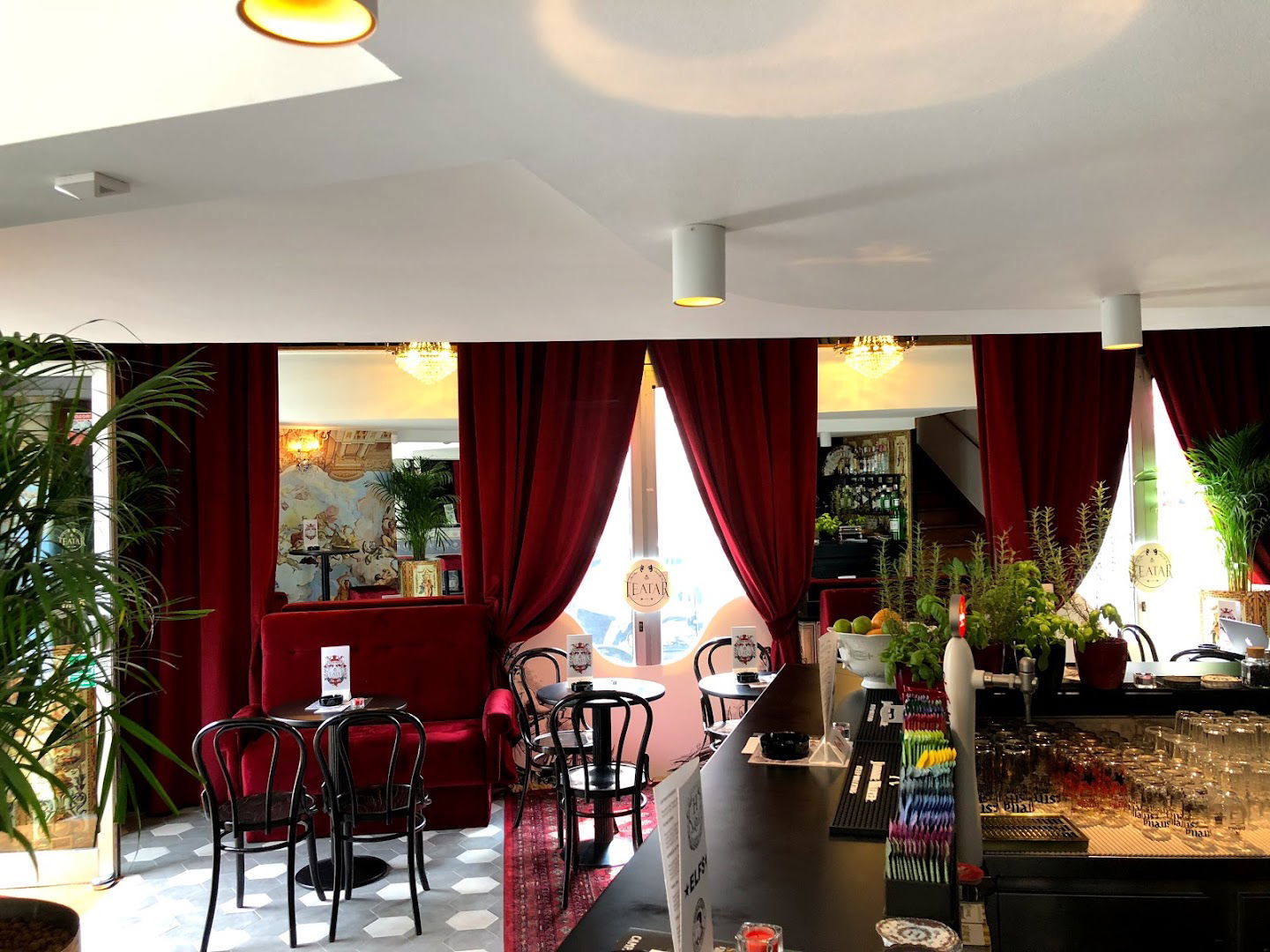 Teatar Bar - Tratinska