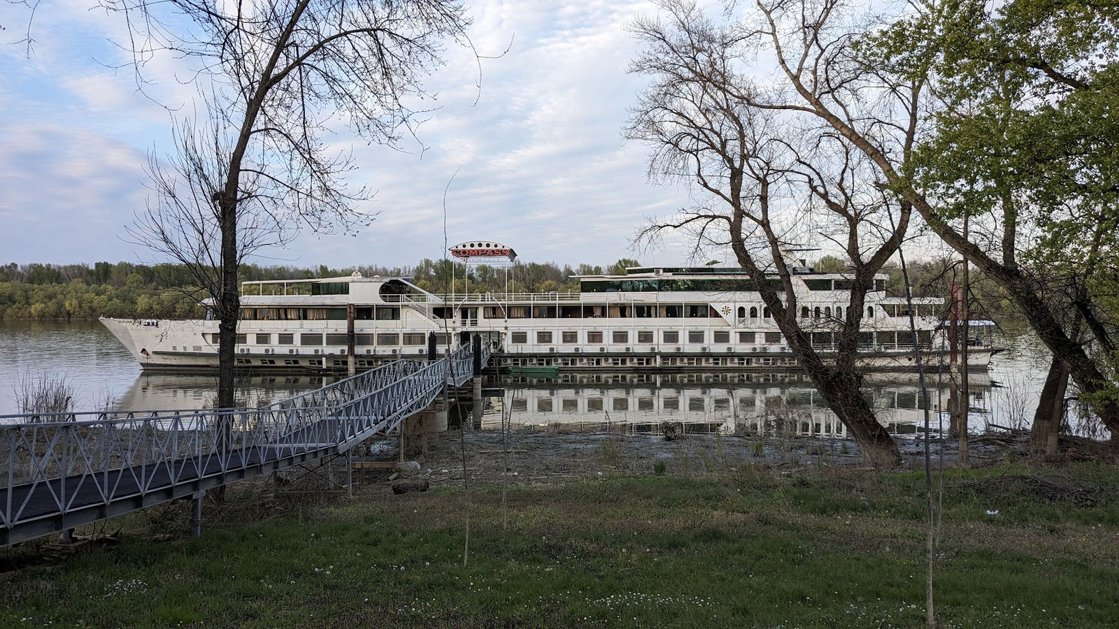 Compass - River City