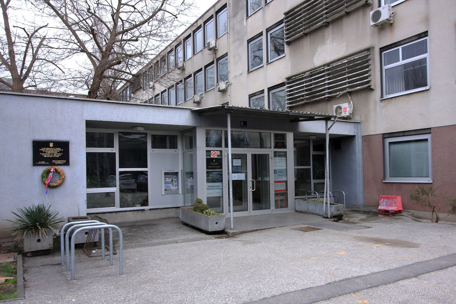 Porezna ispostava ZG - Trešnjevka