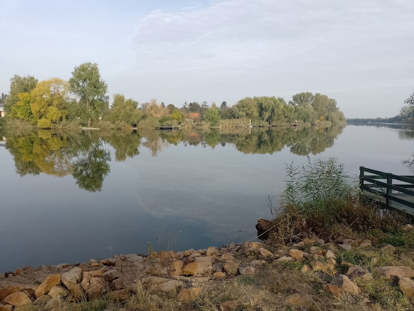 Бисерно острво