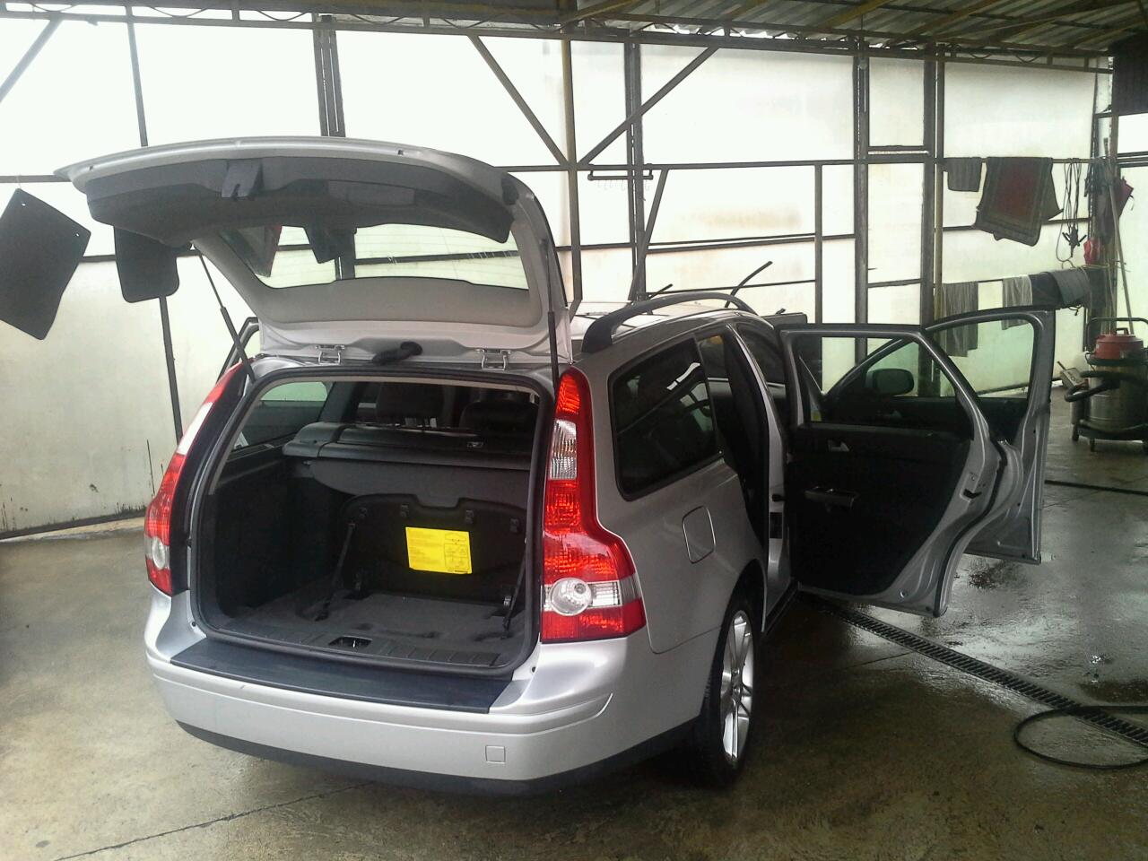 Car Wash Ivan Sedlar