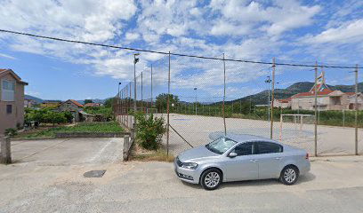 Malonogometno igralište Klada