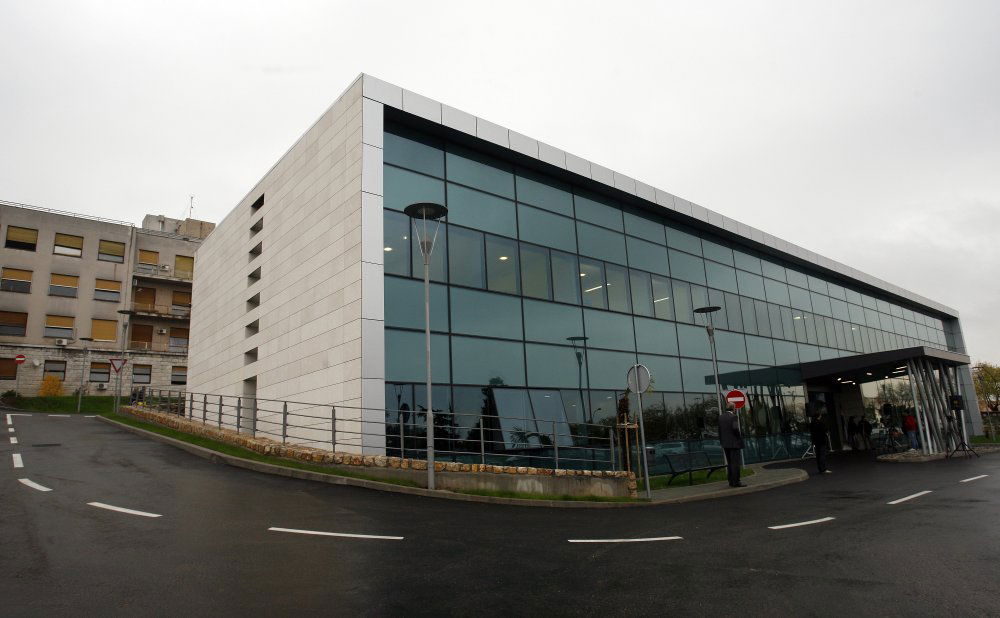 Zavod za dijalizu nefrologiju i transplaciju bubrega