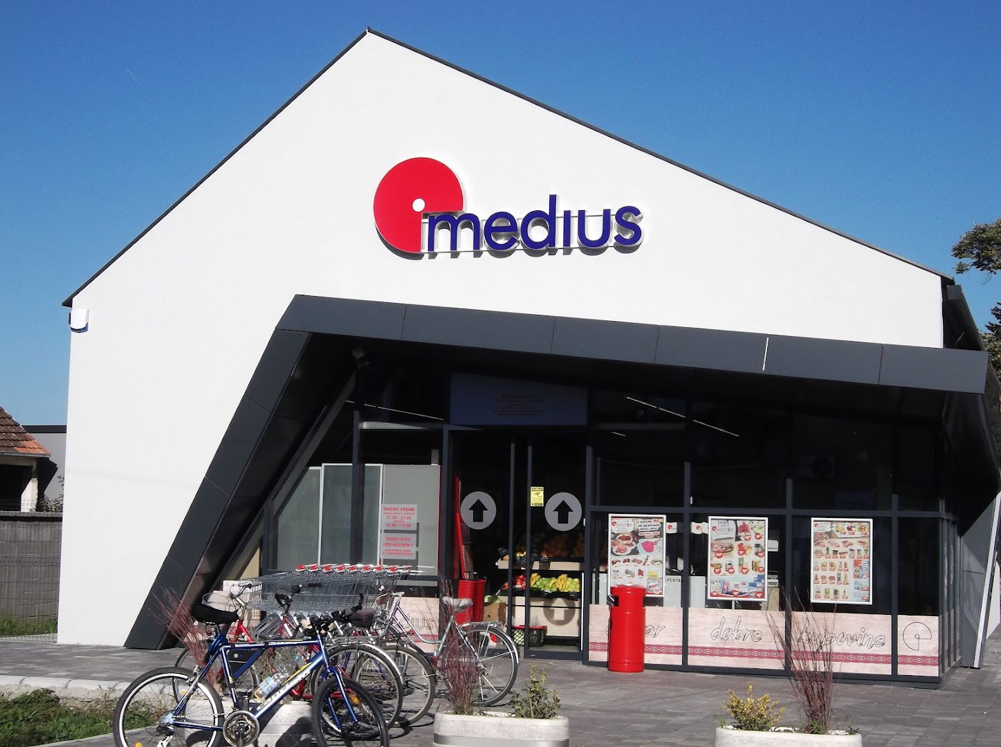 Mini-market Medius