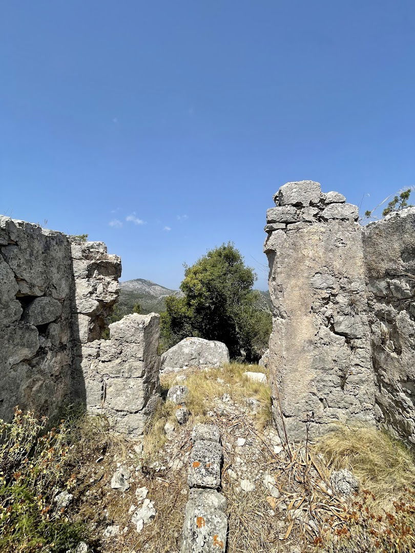 Church of St. Vitus (remains)