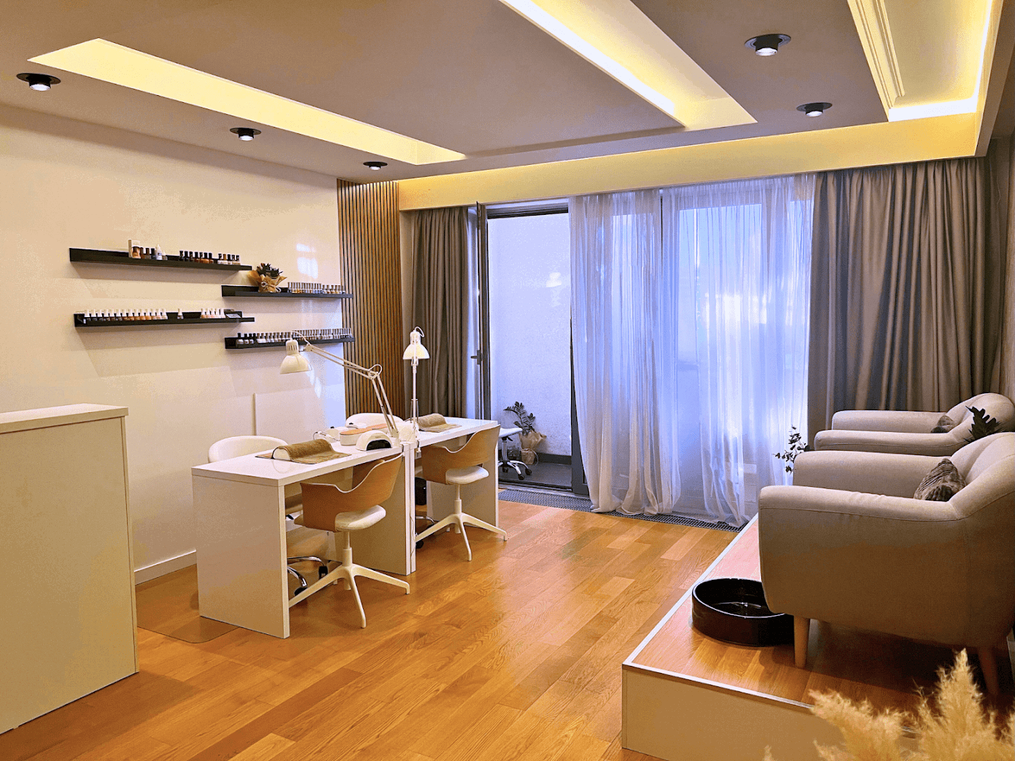 La Madrina Studio (WEST 65)