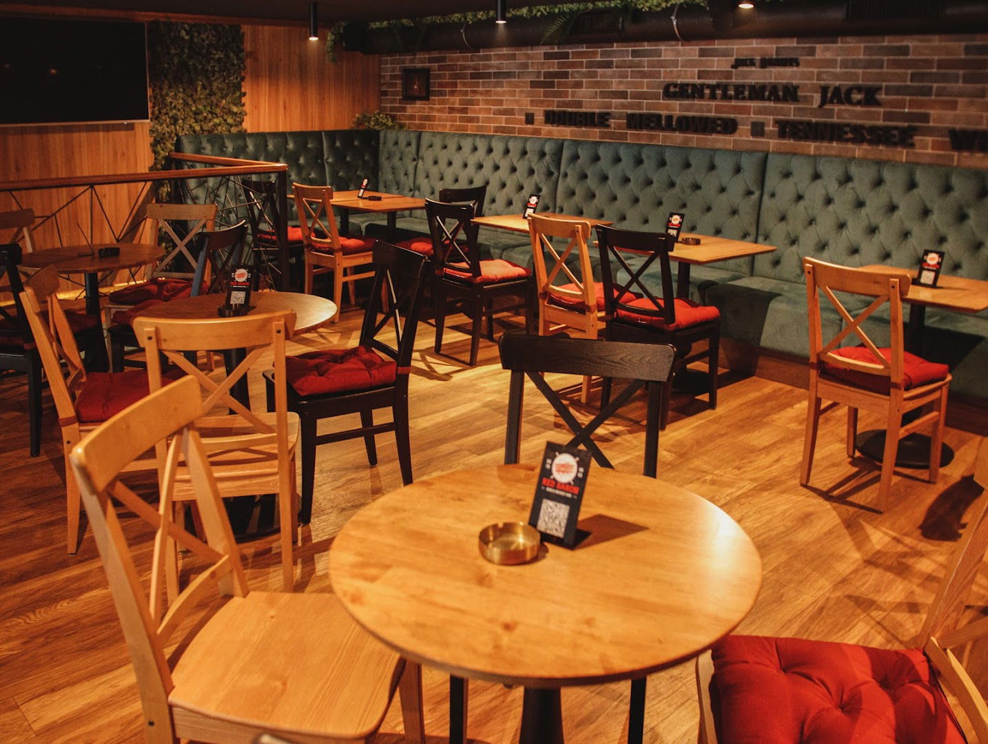 Red Baron - Beer And Whiskey Bar