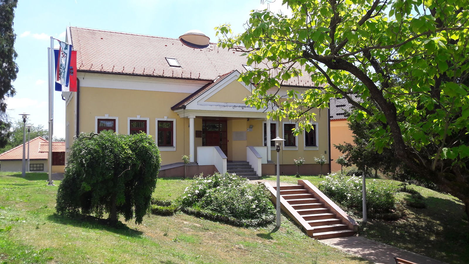 Šumarija Lipovljani