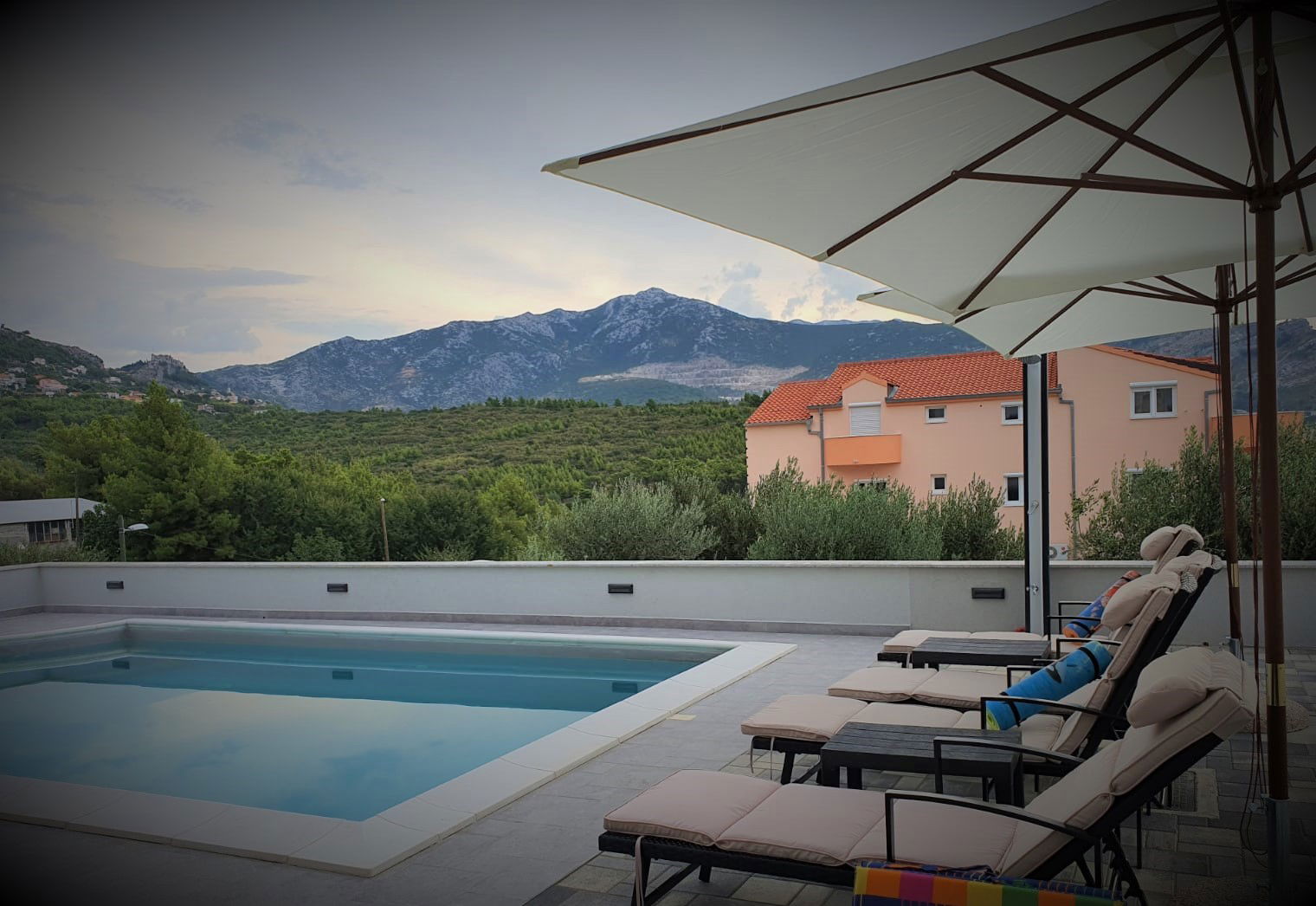 APARTMENTS VILLA SALONA SKY