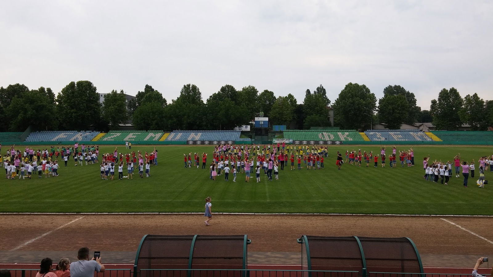 Стадион Земун