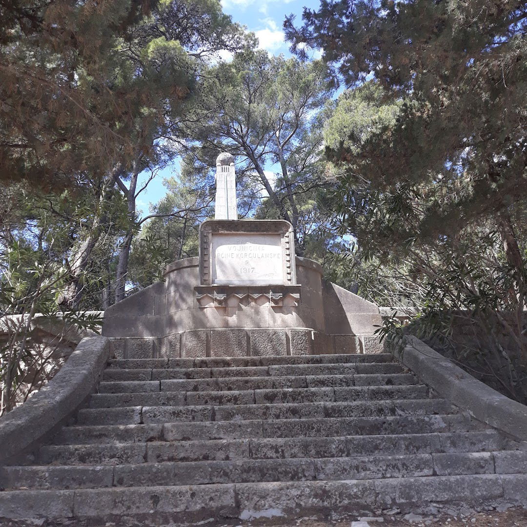 Spomenik palim vojnicima Korčule