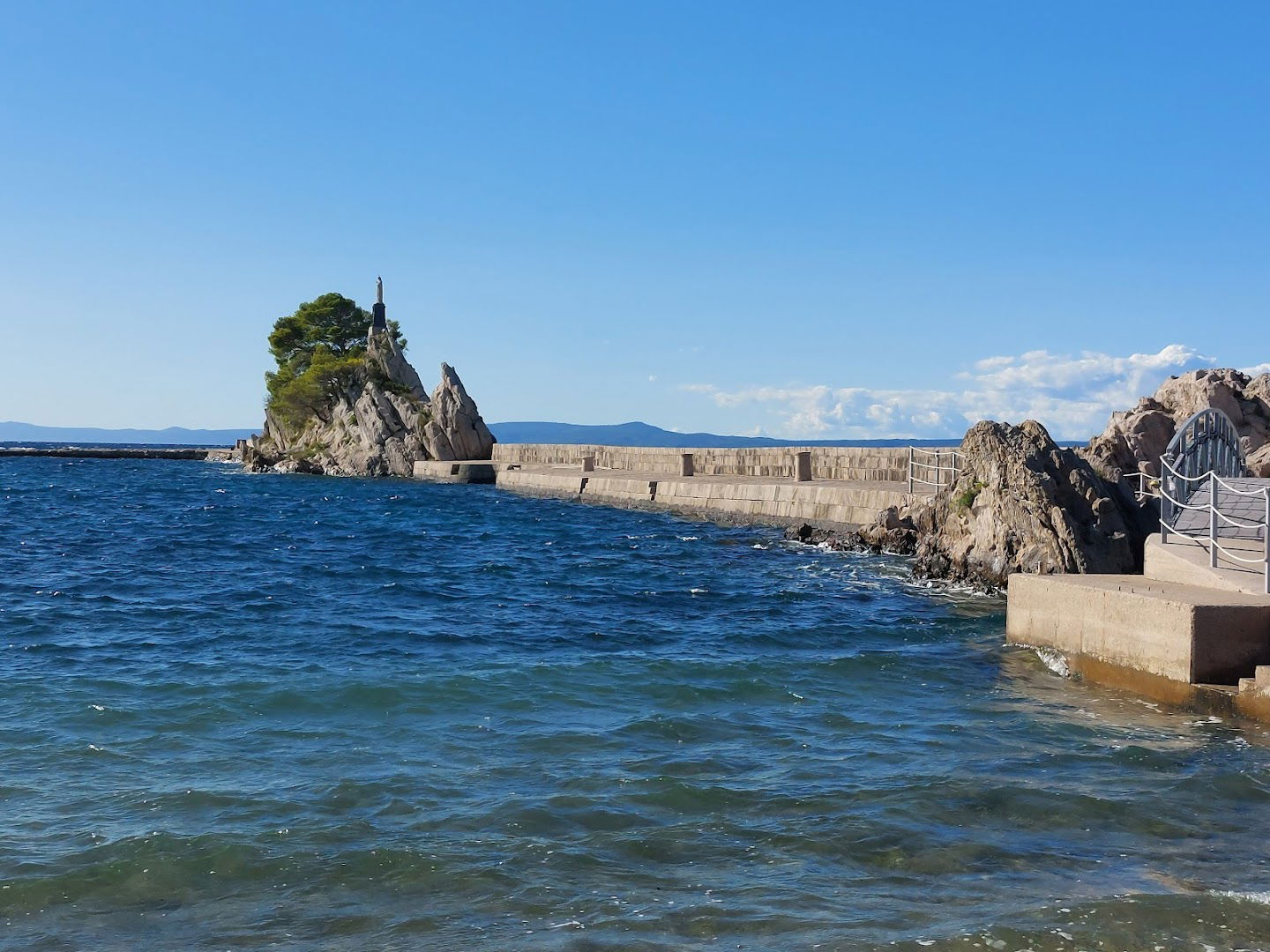 Trpanj-Ploce ferry: car line
