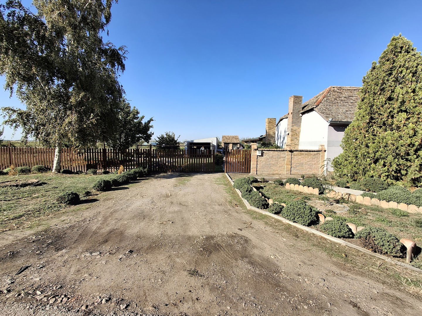 Rasadnik cveća i ukrasnih trava ,,Milošev"