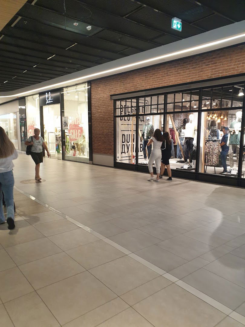 Maxi - Beo Shopping Center