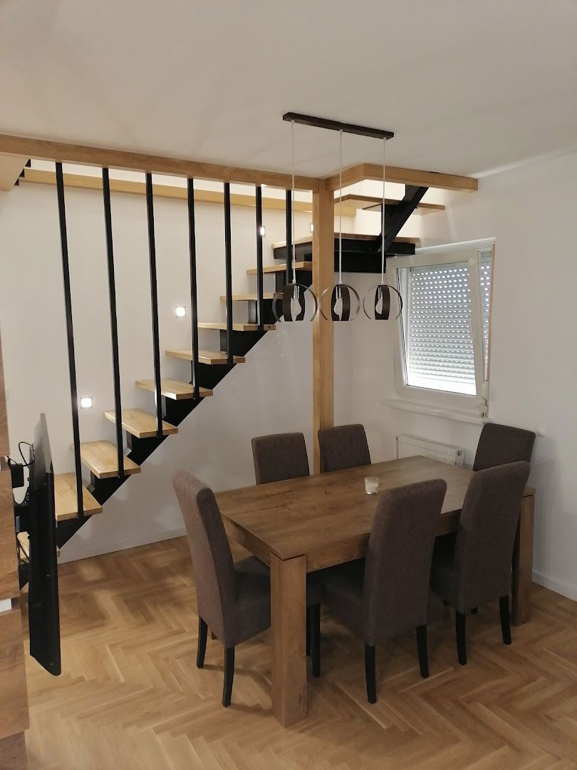 Pan dekor Miloša Golubović 23g