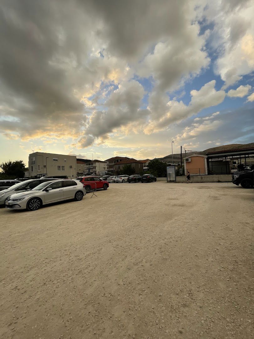 Trogir Parking