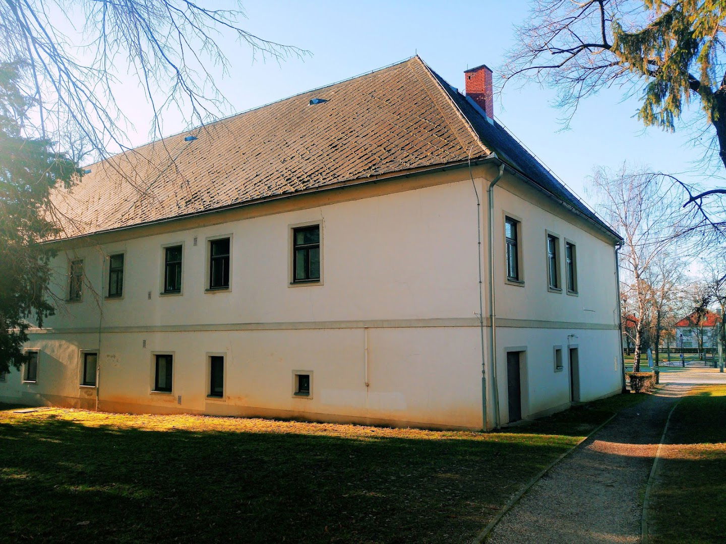 Zavod za gozdove Slovenije Območna enota Murska Sobota. KE Lendava